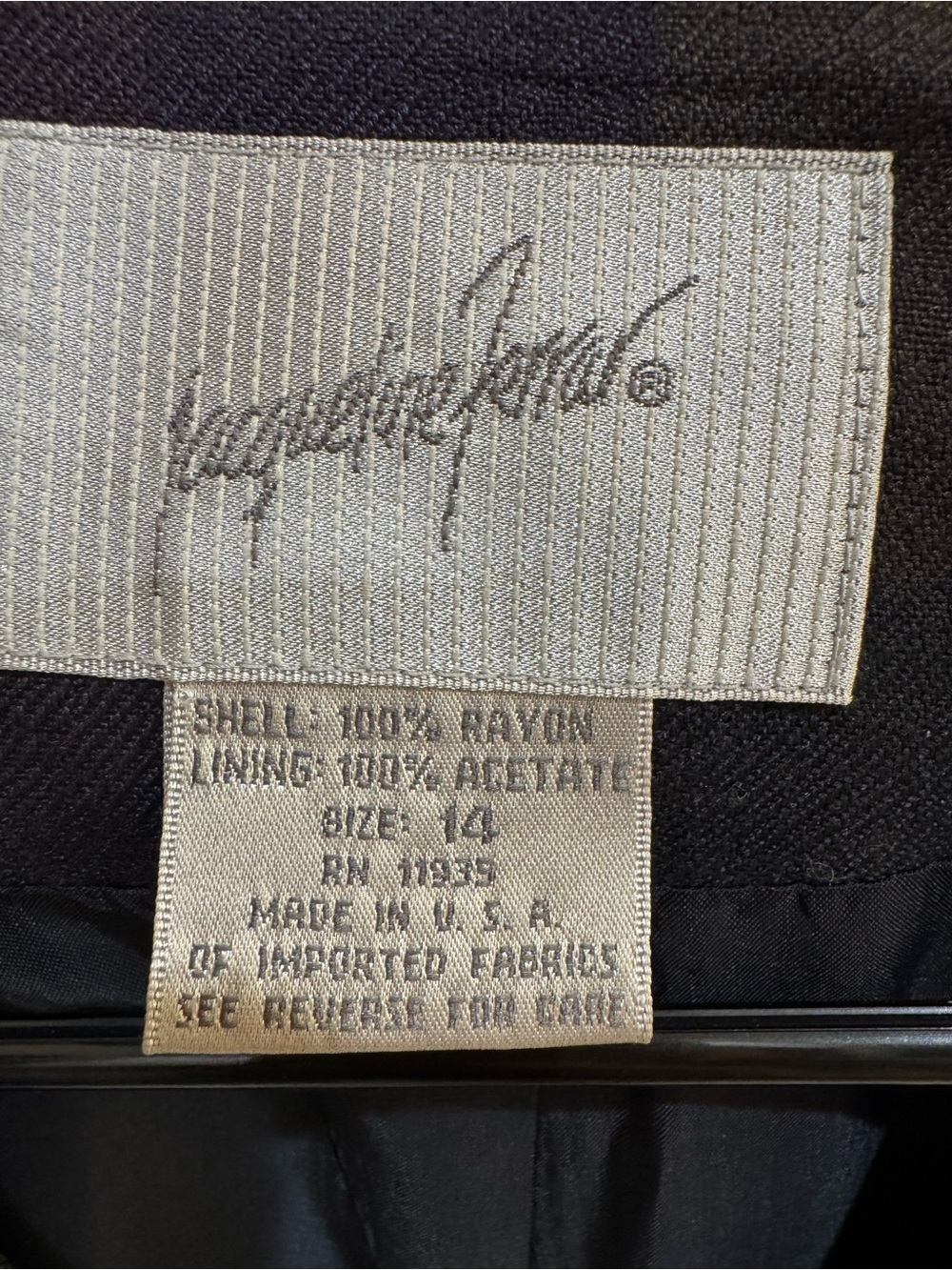 Jacqueline Ferrar Double-Breasted Plaid Blazer in Navy & Olive - Picture 5 of 5